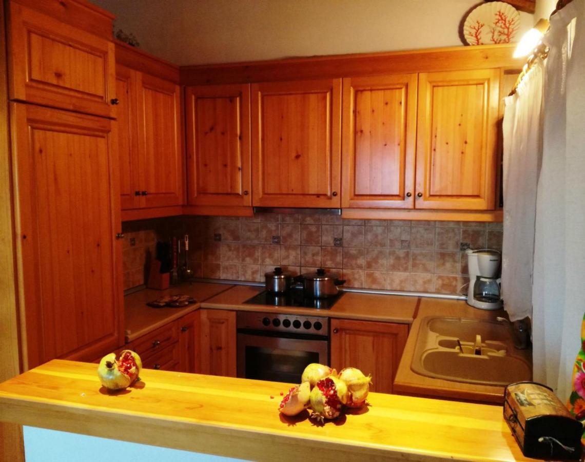 Villa Amfithea Moni Evaggelistrias Экстерьер фото