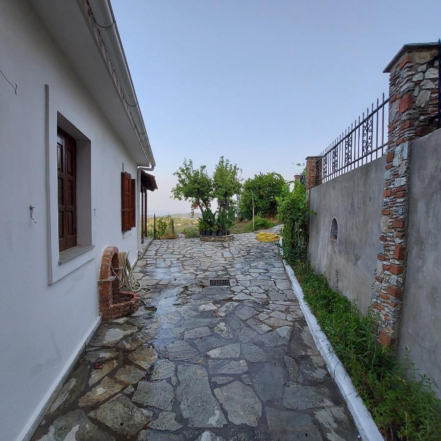 Villa Amfithea Moni Evaggelistrias Экстерьер фото